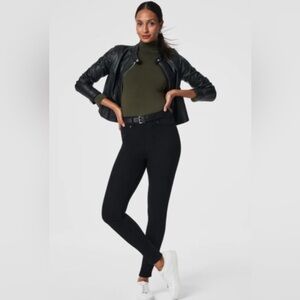 SPANX Ankle Skinny Jeans